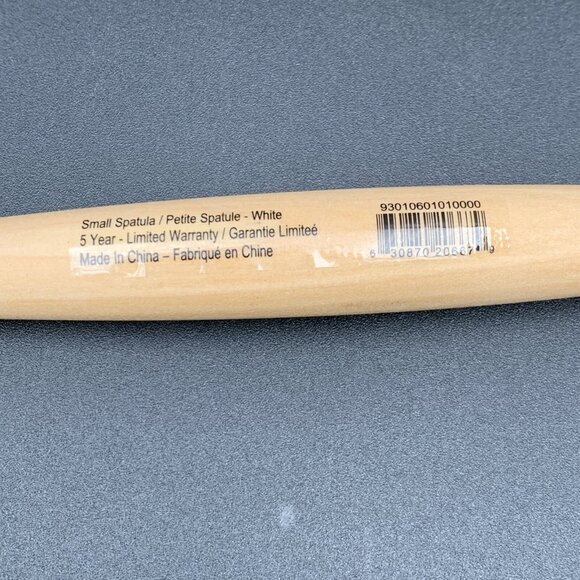 Le Creuset White Spatula Wood Handle Silicone Craft Series Small 11 1/8 x 1 3/4 - Picture 3 of 4